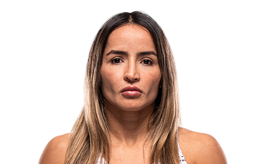 Talita Alencar Headshot