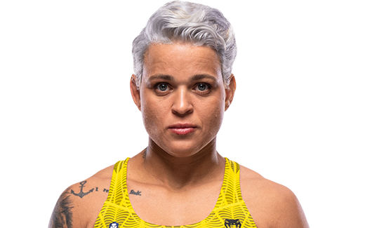Eduarda Moura Headshot
