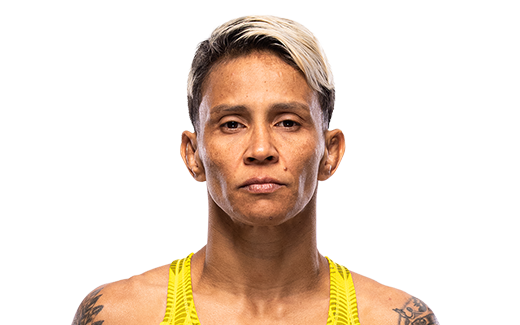 Amanda Lemos Headshot