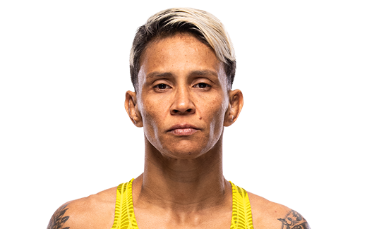 Amanda Lemos Headshot