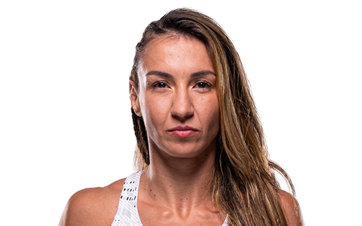 Amanda Ribas Headshot