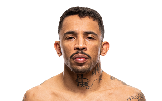 Carlos Prates Headshot