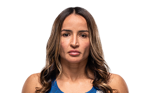 Talita Alencar Headshot