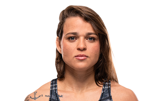 Eduarda Moura Headshot